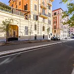 بيت ضيافة Relais San Giovanni روما